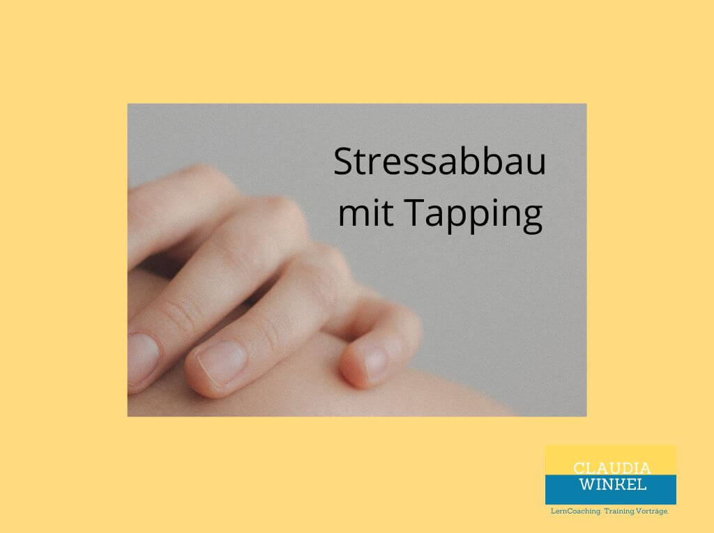 Selbstvertrauen und Gelassenheit mit der Hand auf der Haut spüren I Claudia Winkel Coaching